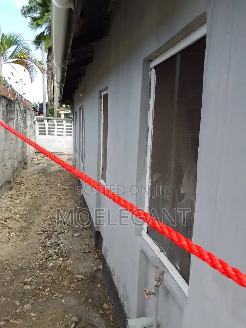 3bdrm House in Hostel Street, Sinza for sale