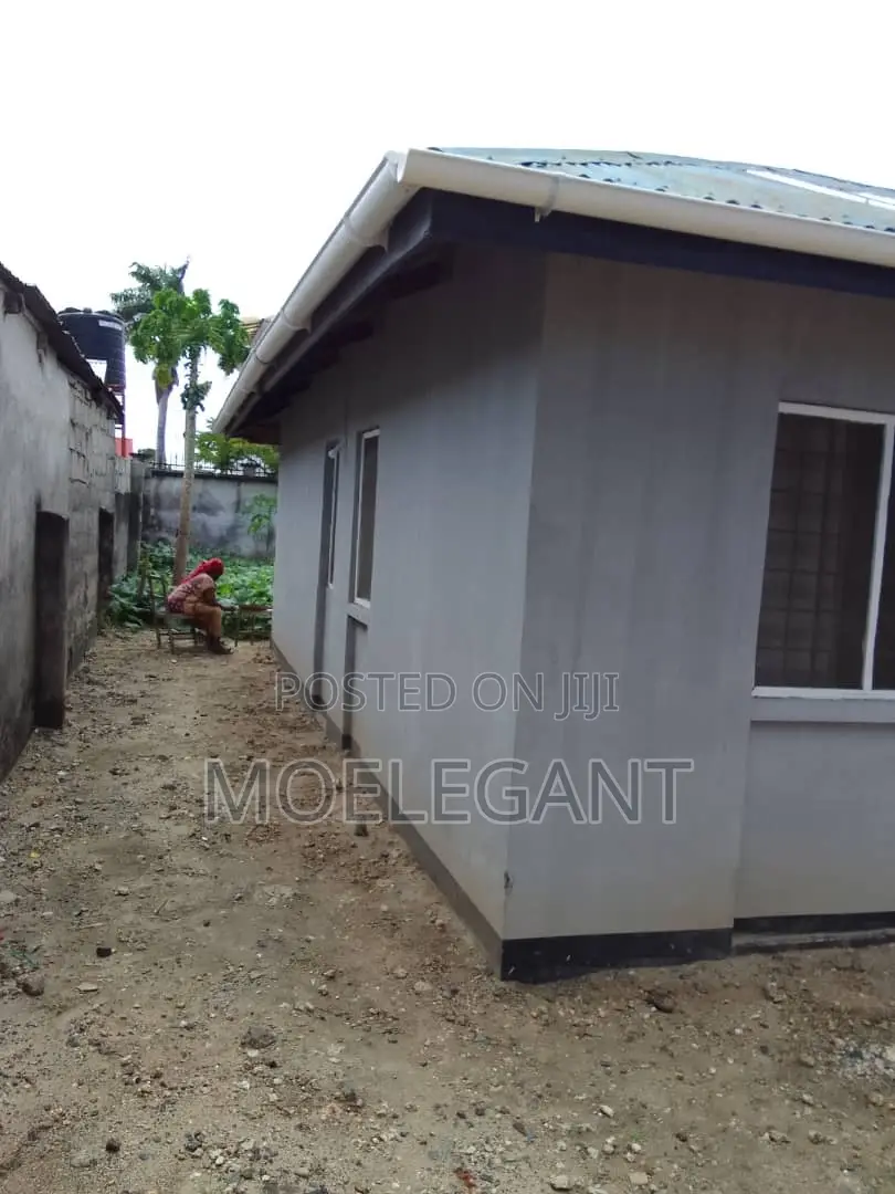 3bdrm House in Hostel Street, Sinza for sale