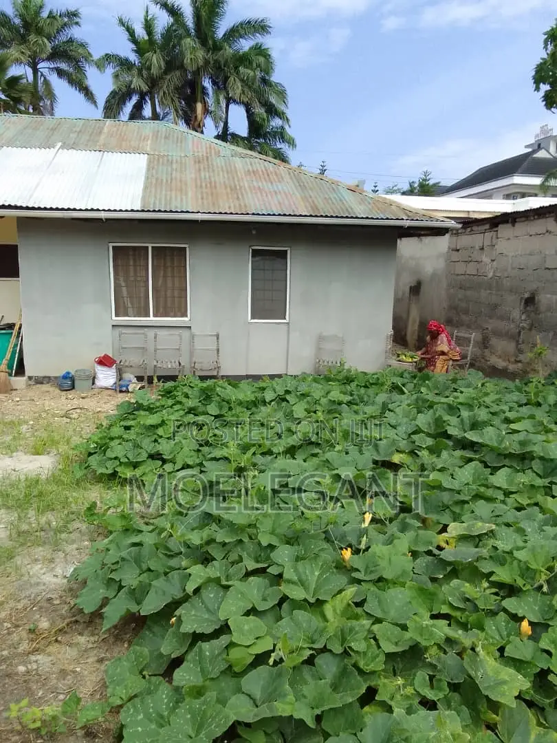 3bdrm House in Hostel Street, Sinza for sale