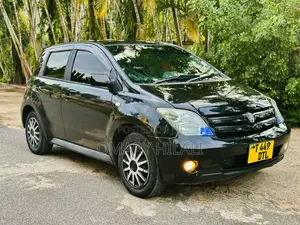 Toyota IST 2005 Black