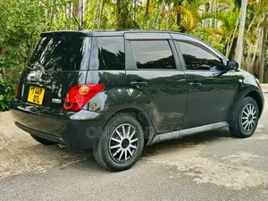 Toyota IST 2005 Black