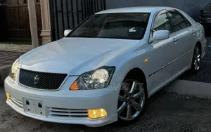 Toyota Crown 2004 White