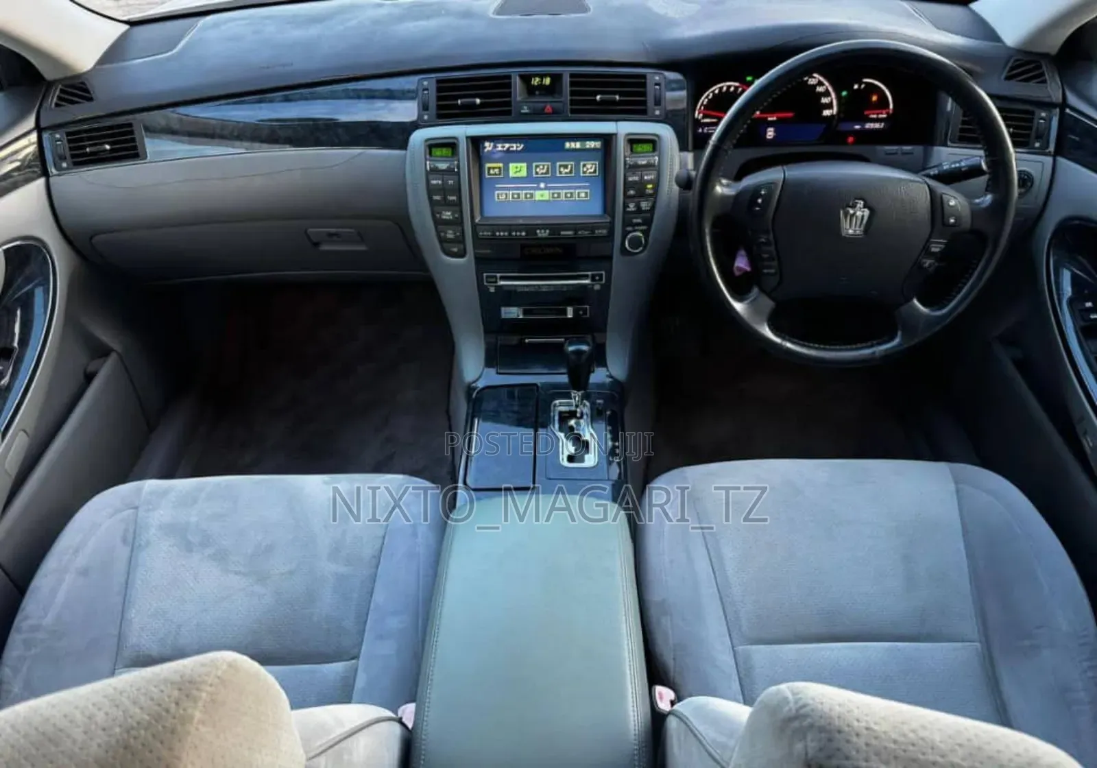 Toyota Crown 2004 White