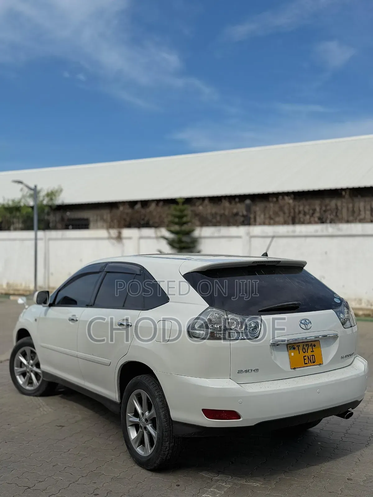 Toyota Harrier 2009 White