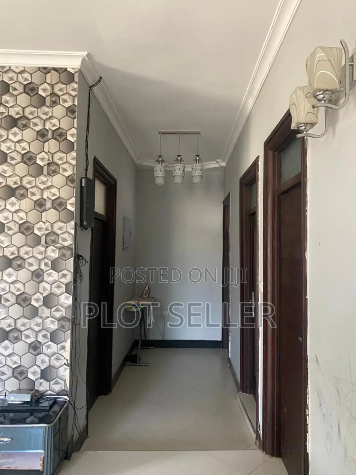 2bdrm Mansion in Kimara for sale