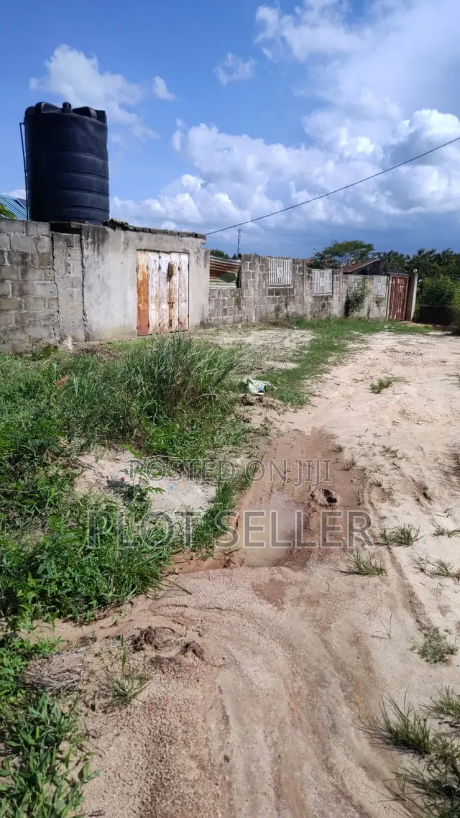2bdrm Mansion in Kimara for sale