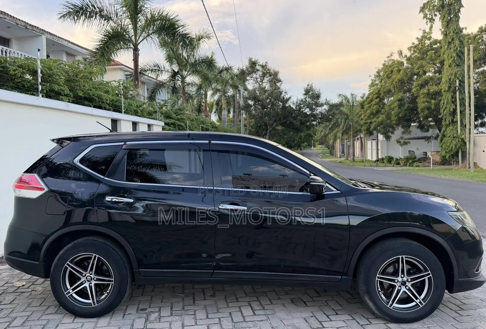 Nissan X-Trail 2014 Black