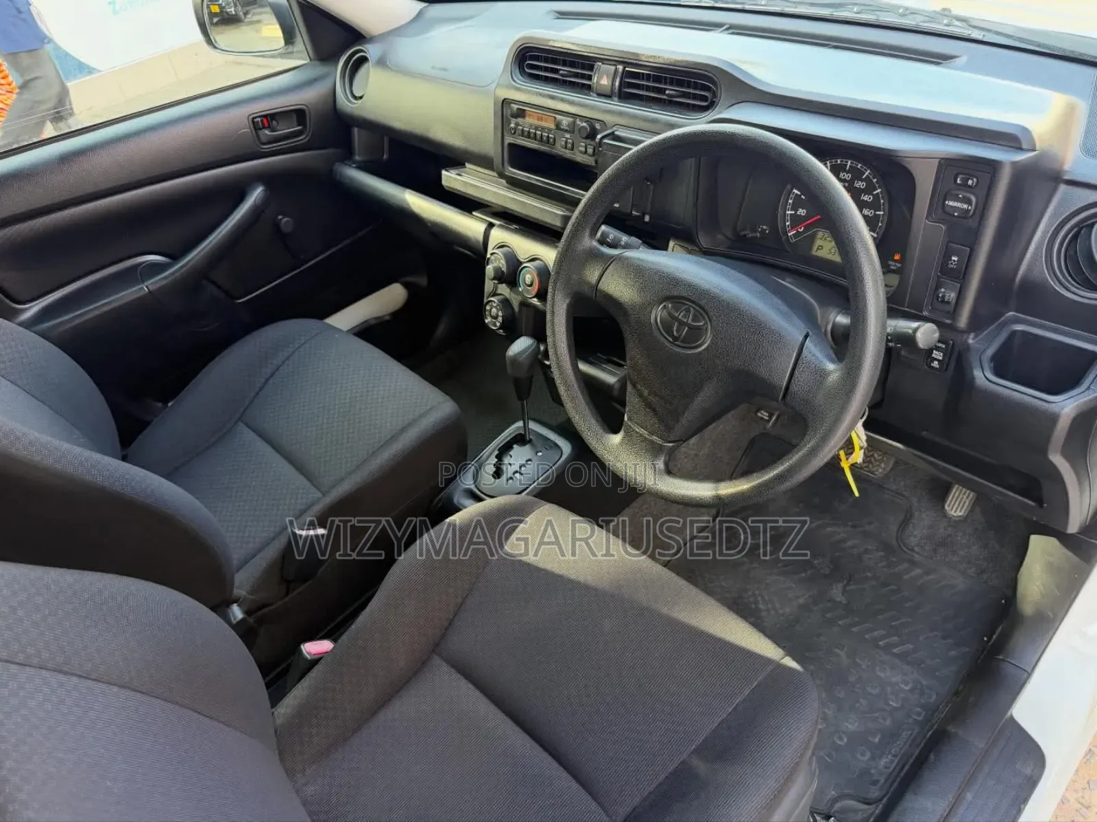 Toyota Probox 1.5 DX 2WD 2015 White