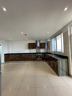 3bdrm Apartment in Upanga West Kt. for sale