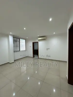 3bdrm Apartment in Upanga West Kt. for sale