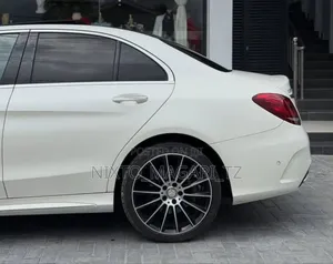 Mercedes-Benz C250 2015 White