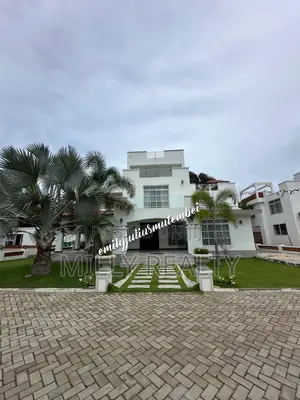 Furnished 5bdrm Villa in Mikocheni Premium for rent