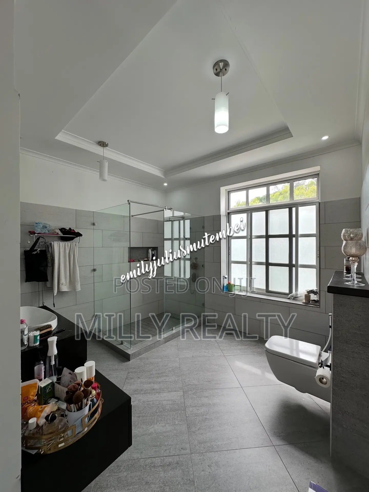 Furnished 5bdrm Villa in Mikocheni Premium for rent