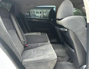 Toyota Crown 2007 White