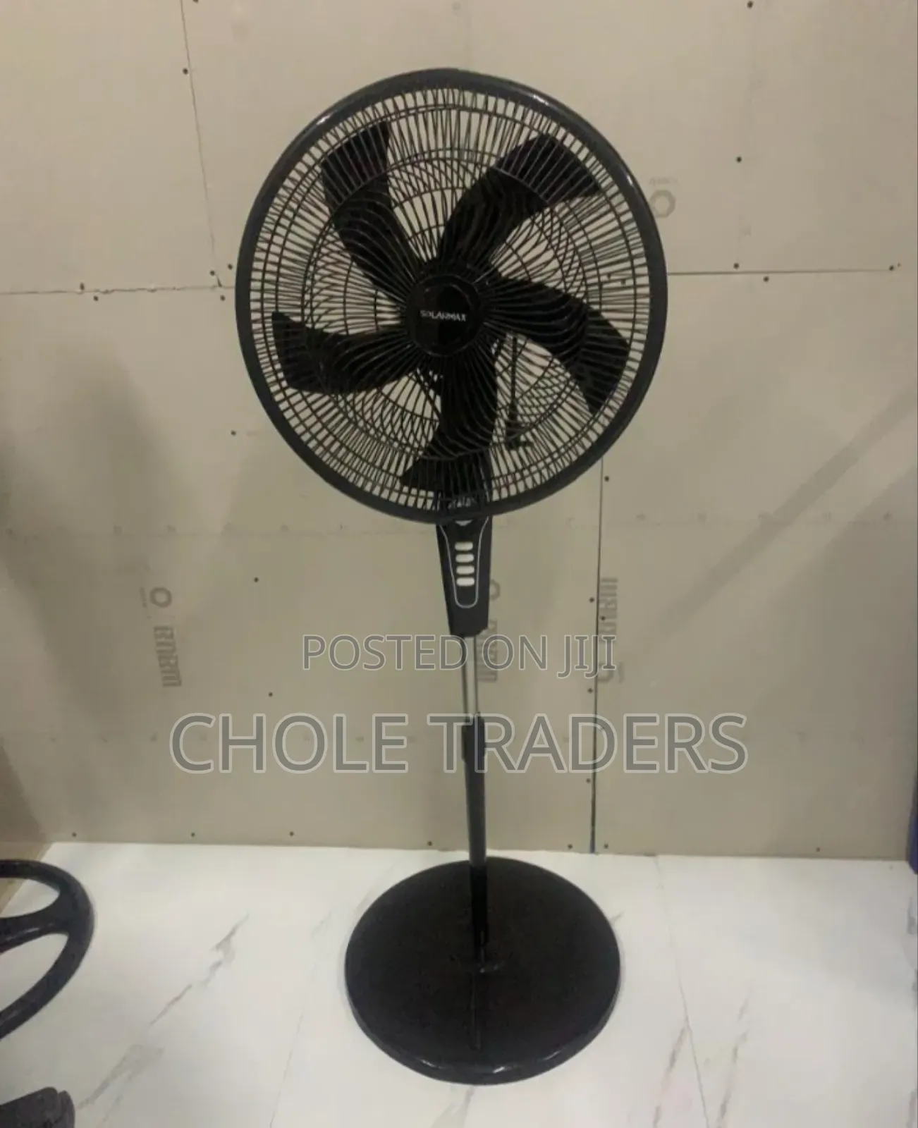 18" Black Colour Solar Max Stand Fan
