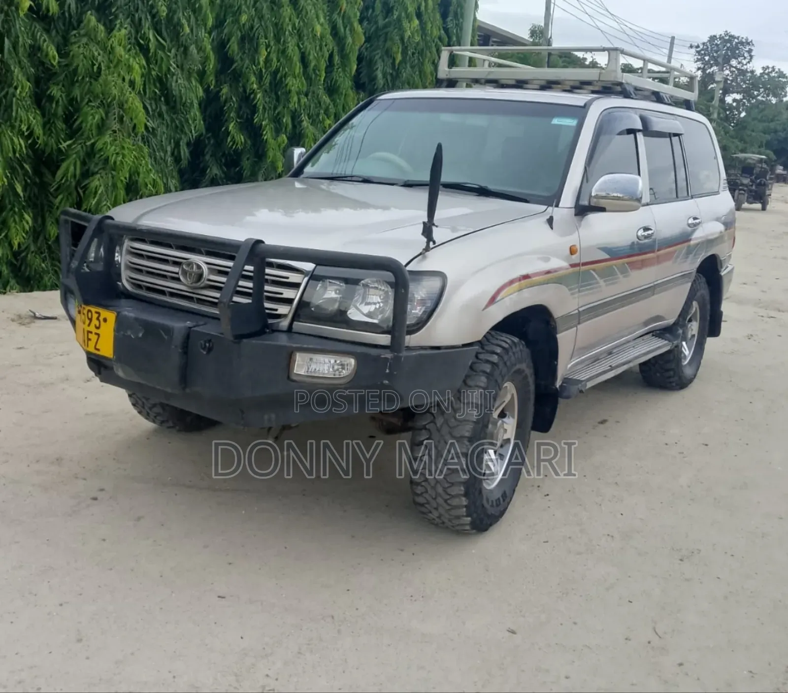 Toyota Land Cruiser 2004 Silver