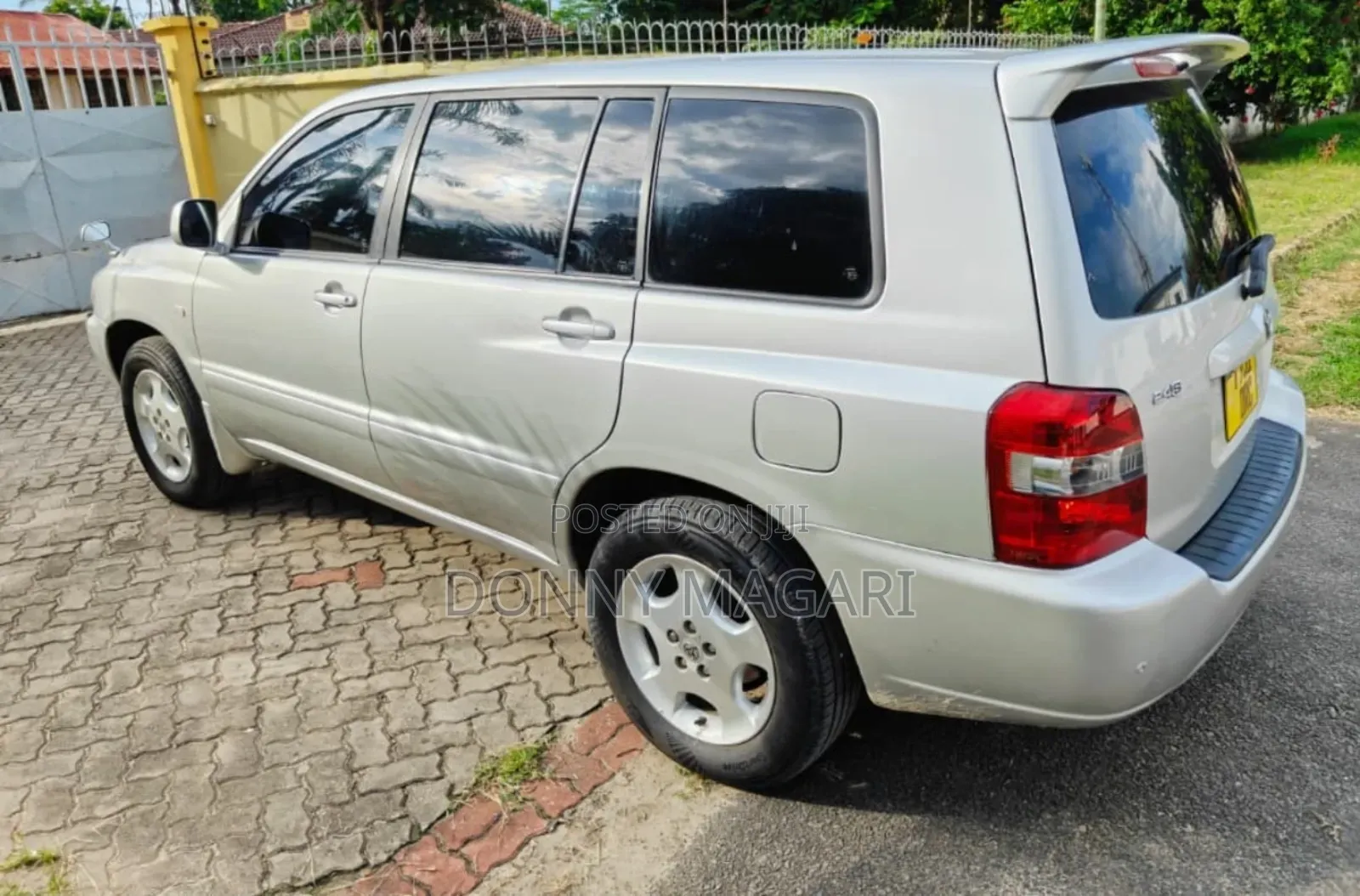 Toyota Kluger 2004 Silver
