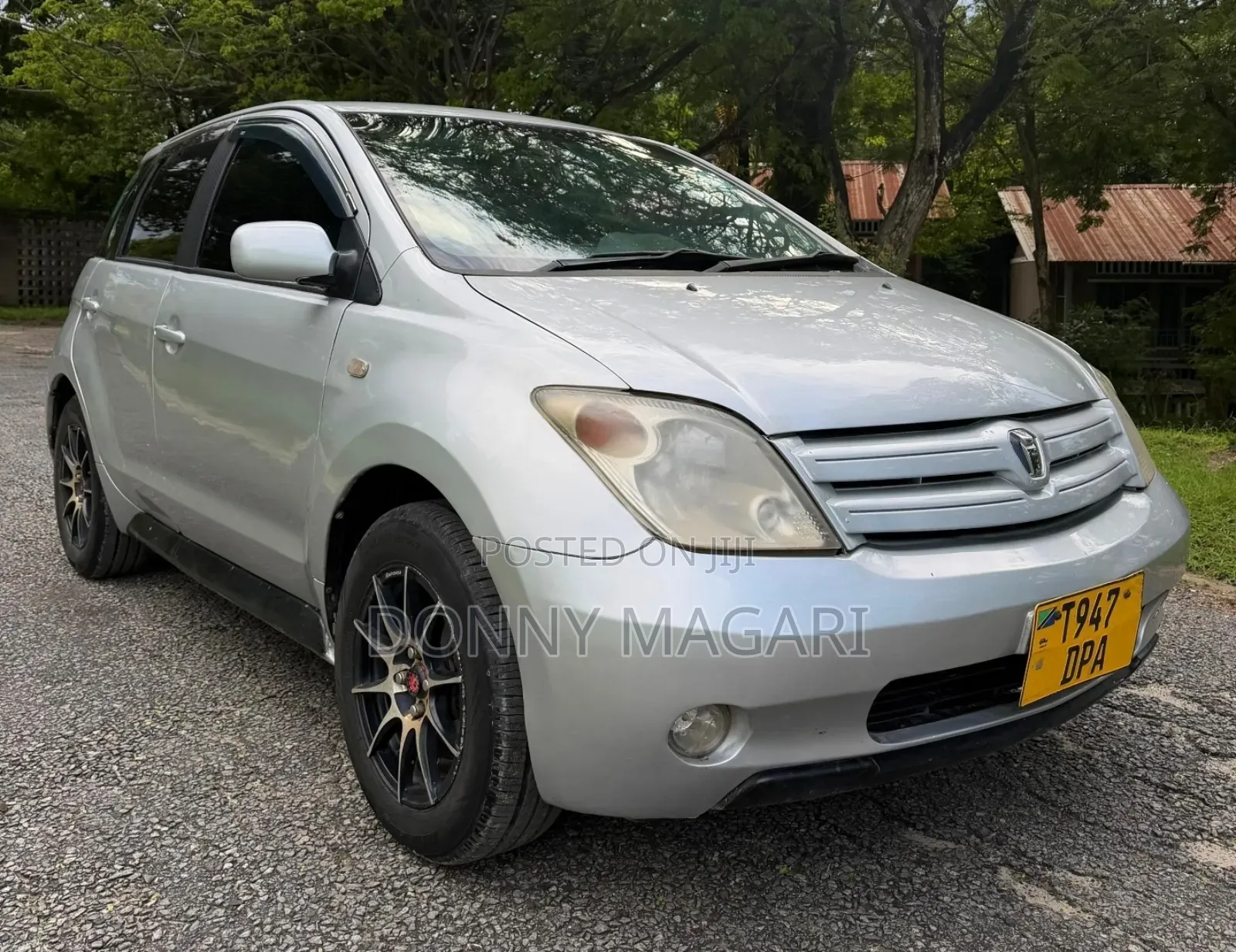 Toyota IST 2005 Silver