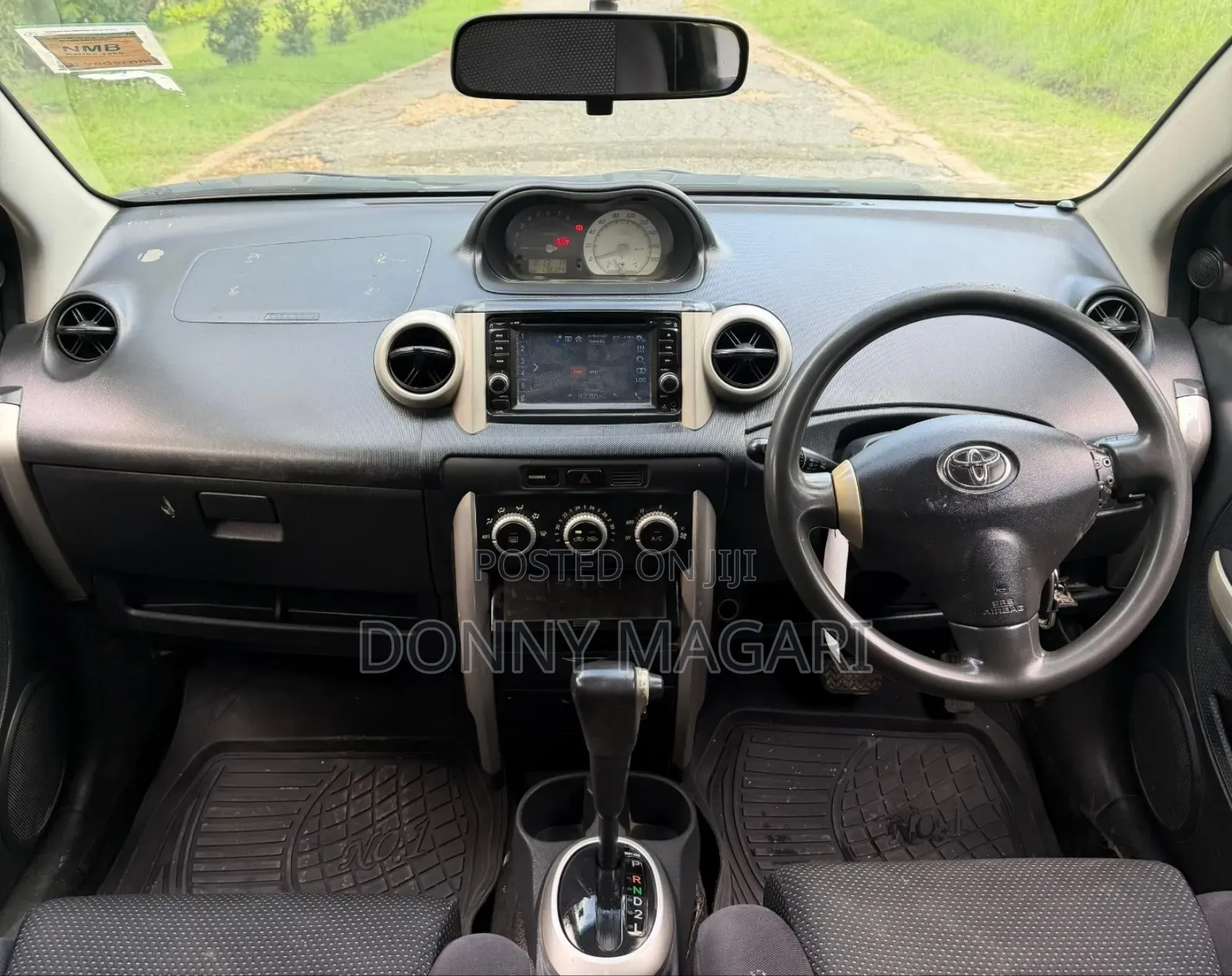 Toyota IST 2005 Silver
