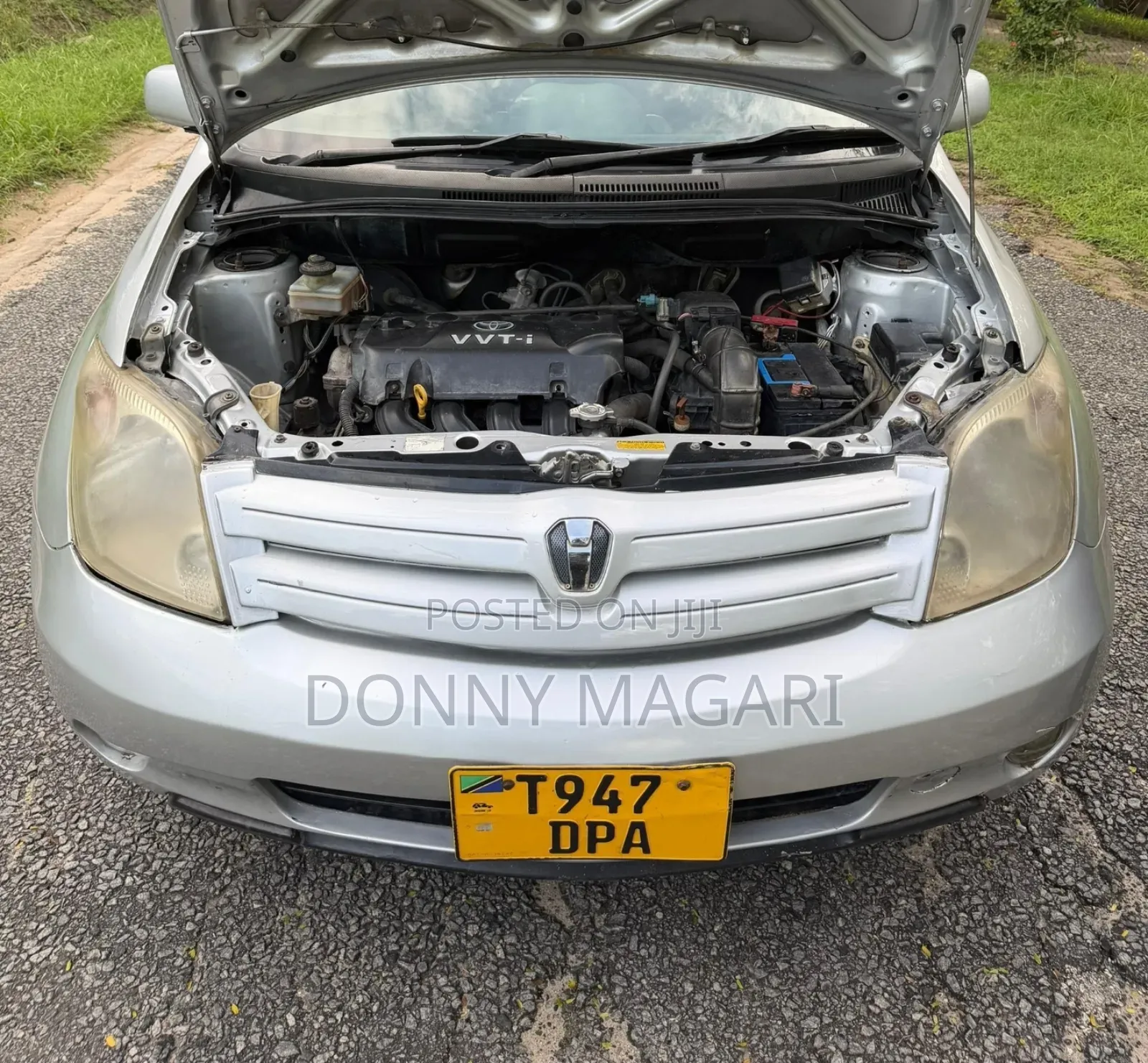 Toyota IST 2005 Silver