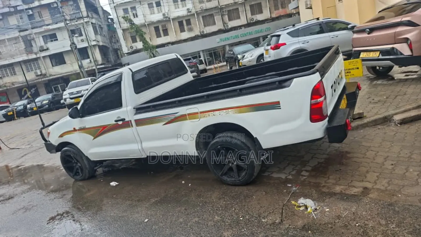 Toyota Hilux 2012 White