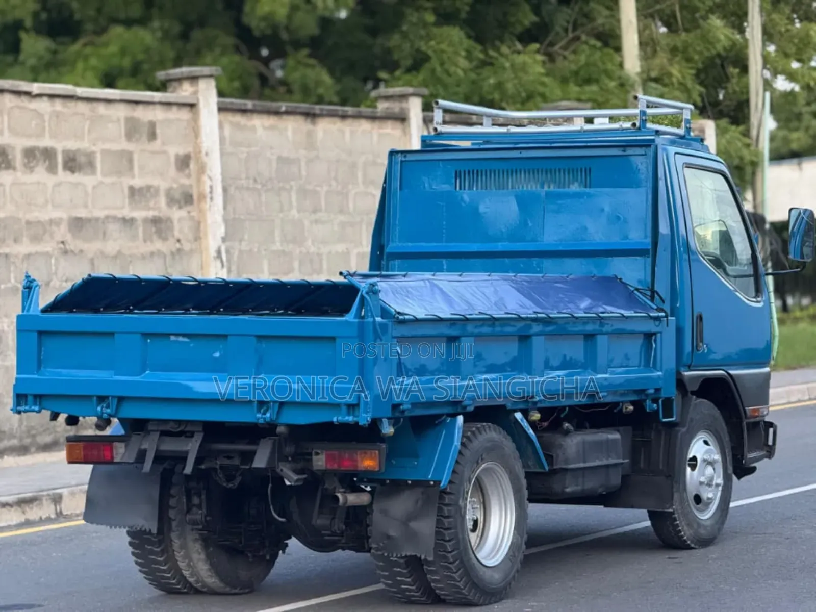 Mitsubishi Fuso Canter 1997 Blue