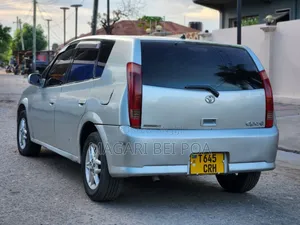 Toyota Opa 2002 Silver