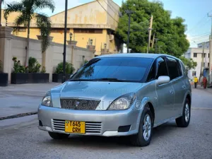 Toyota Opa 2002 Silver