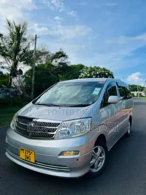 Toyota Alphard 2.4 Petrol AWD 2004 Silver