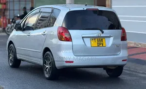 Toyota Corolla Spacio 2005 Silver