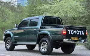 Toyota Hilux 1995 Green