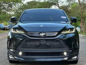 Toyota Harrier 2021 Black