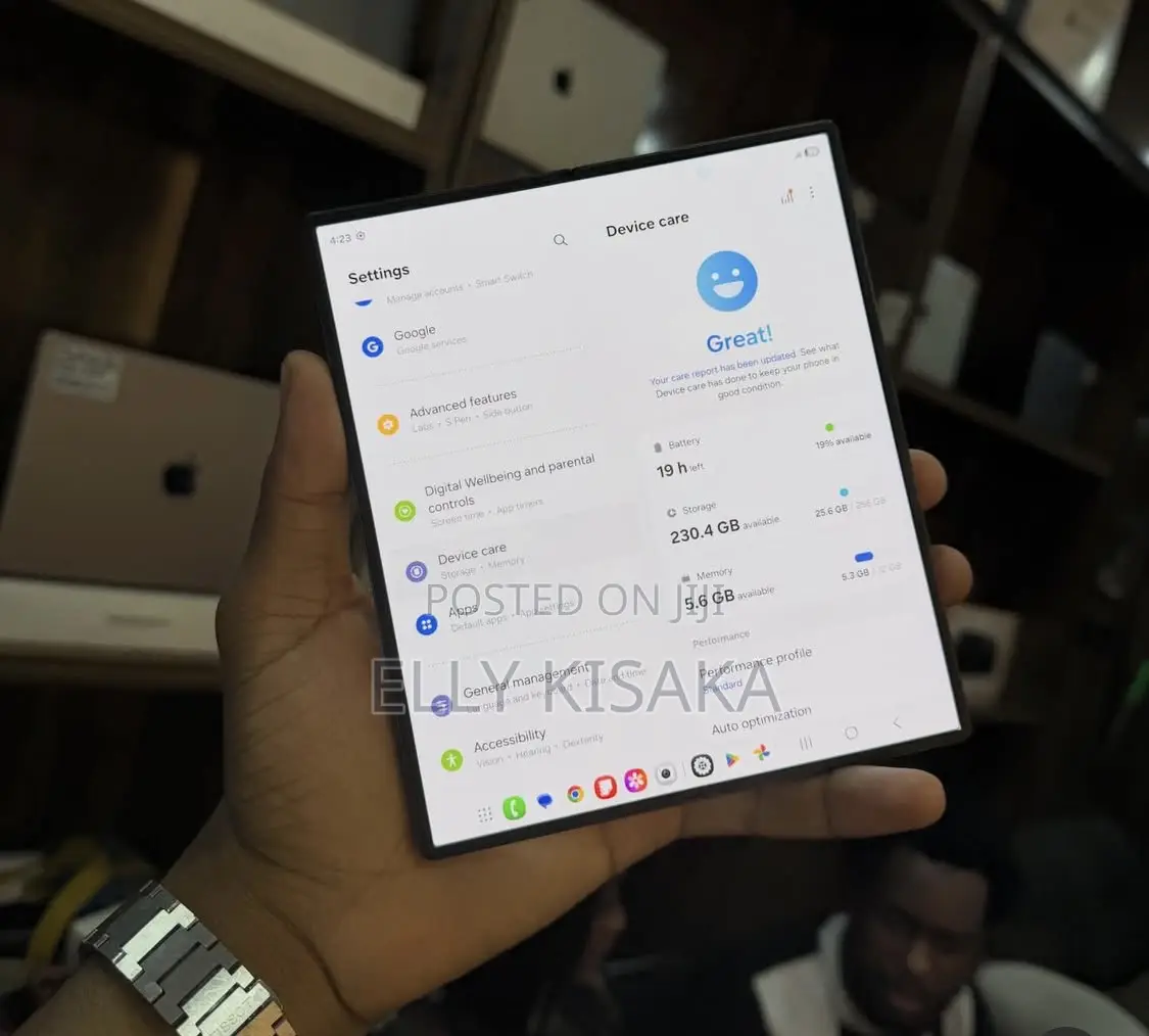 New Samsung Galaxy Z Fold6 256 GB Black