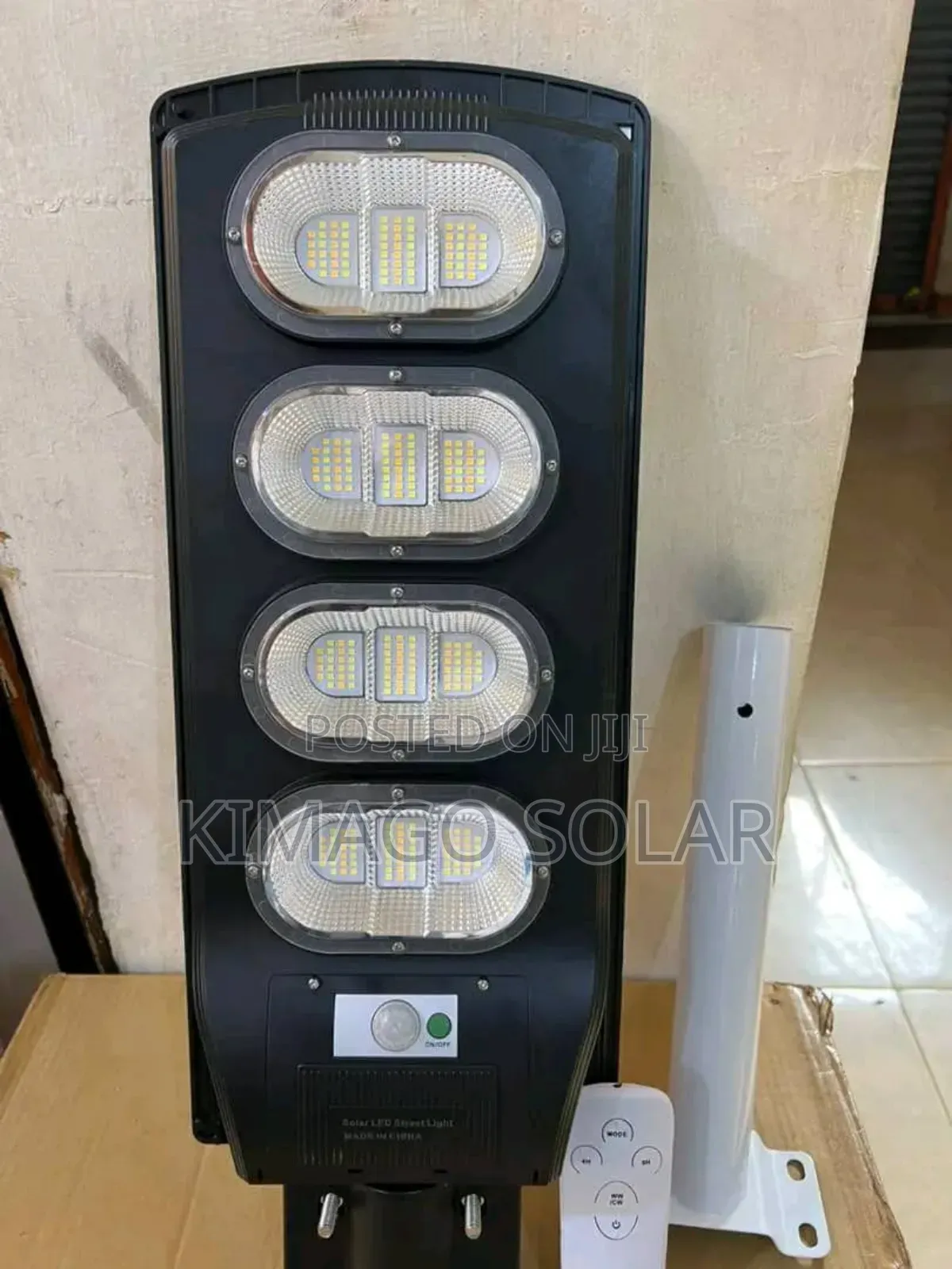 All in One Solar Street Light 4 Led 200w