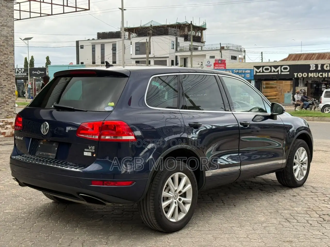 Volkswagen Touareg 2011 Black