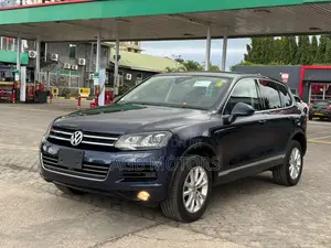 Volkswagen Touareg 2011 Black