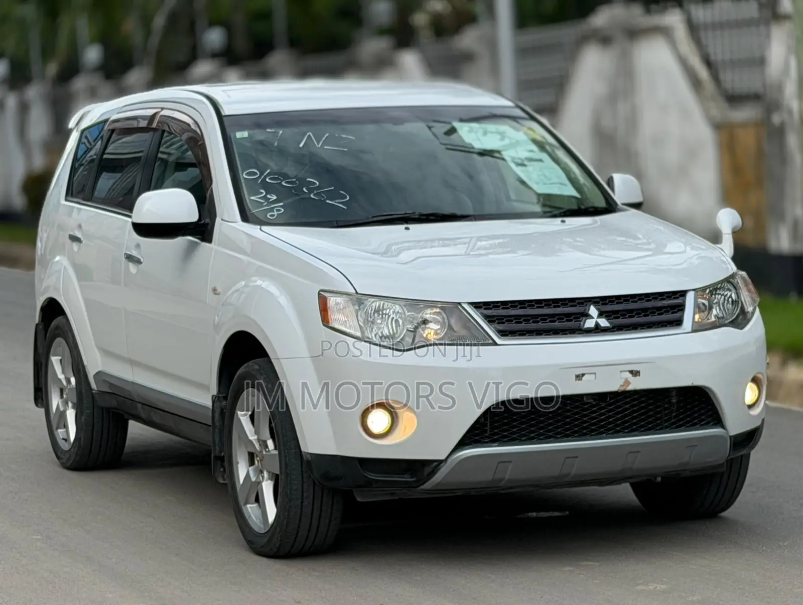 Mitsubishi Outlander 2008 White