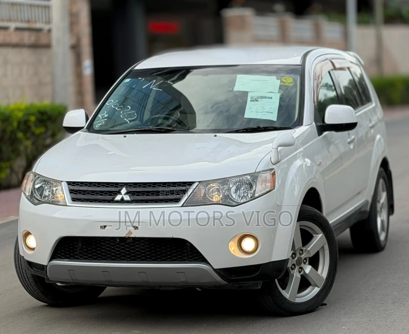 Mitsubishi Outlander 2008 White