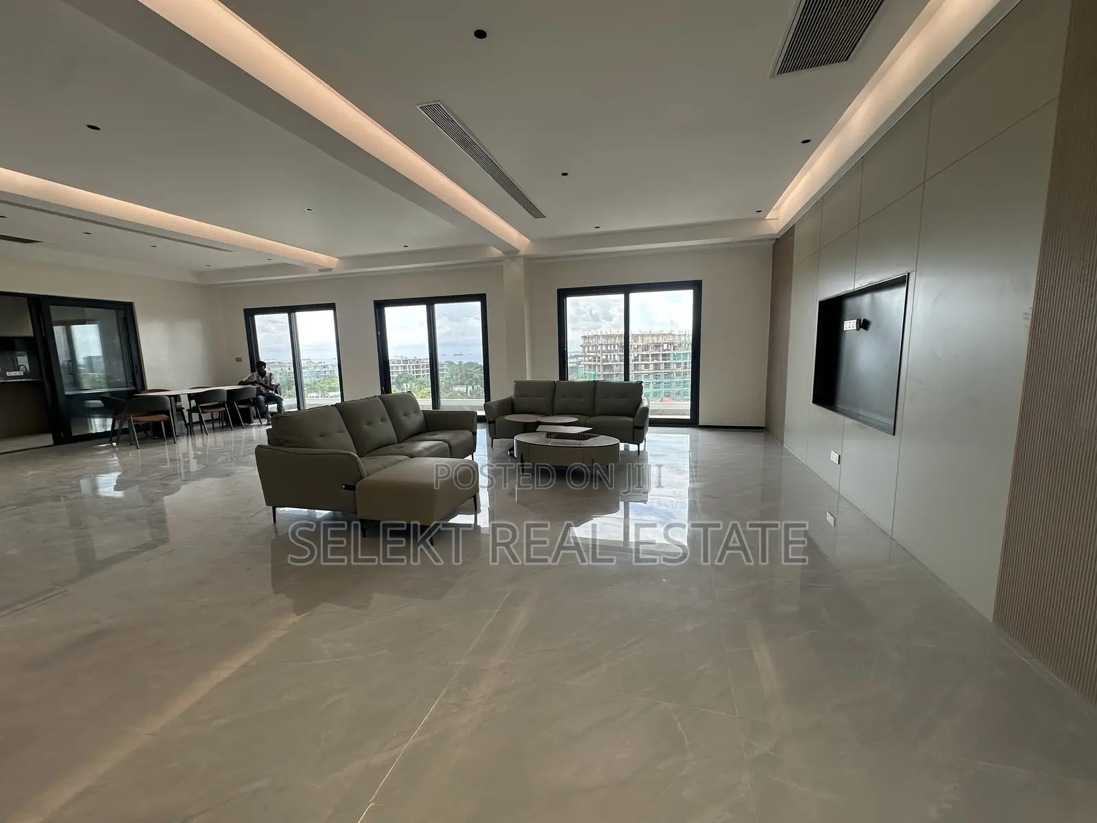 Furnished 4bdrm Penthouse in Masaki for rent