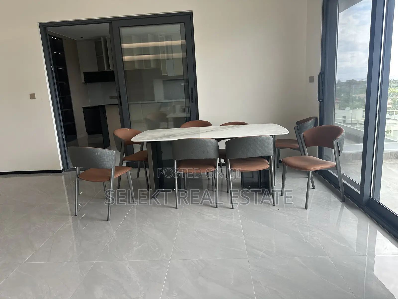 Furnished 4bdrm Penthouse in Masaki for rent