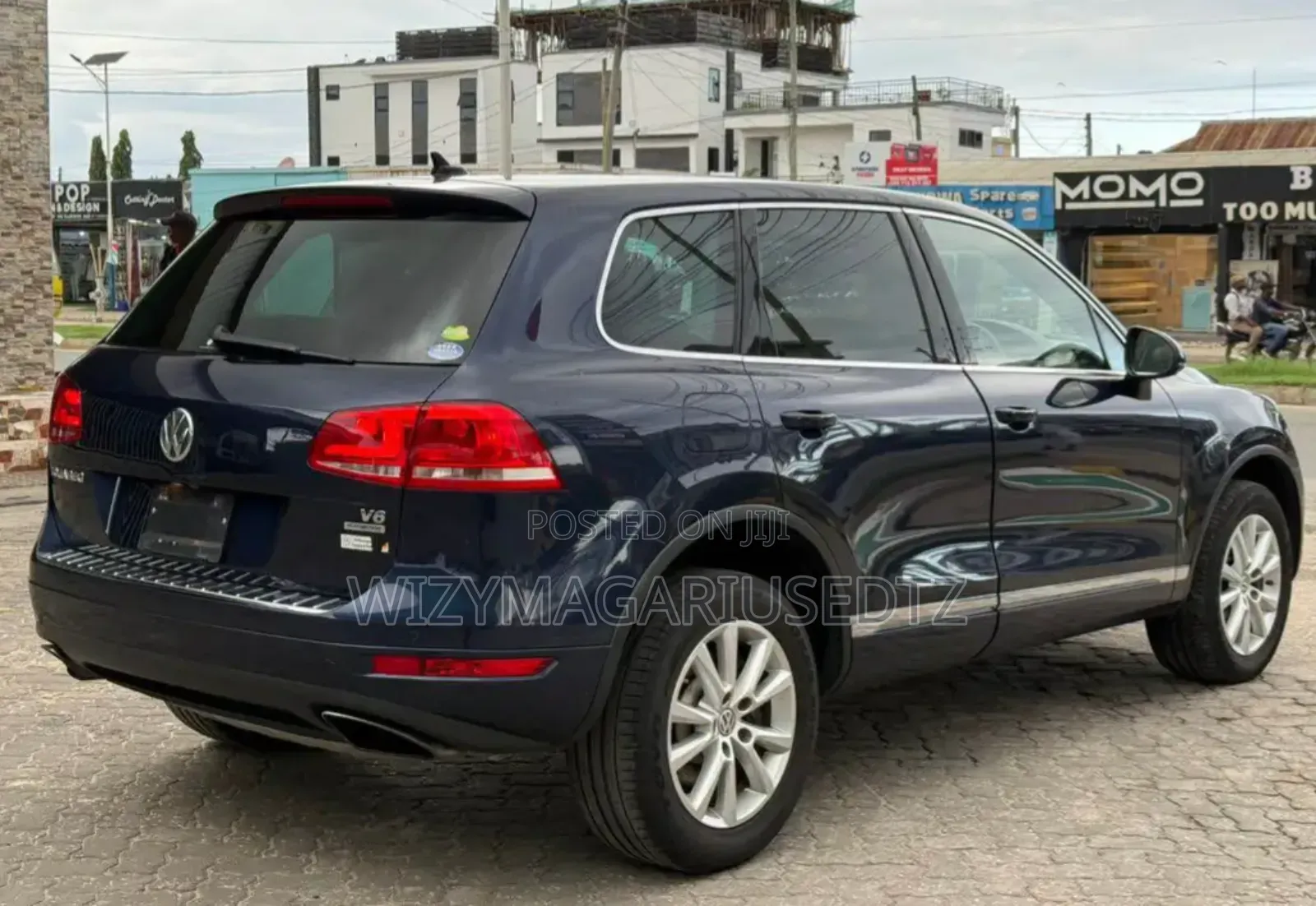 Volkswagen Touareg 2011 Burgundy