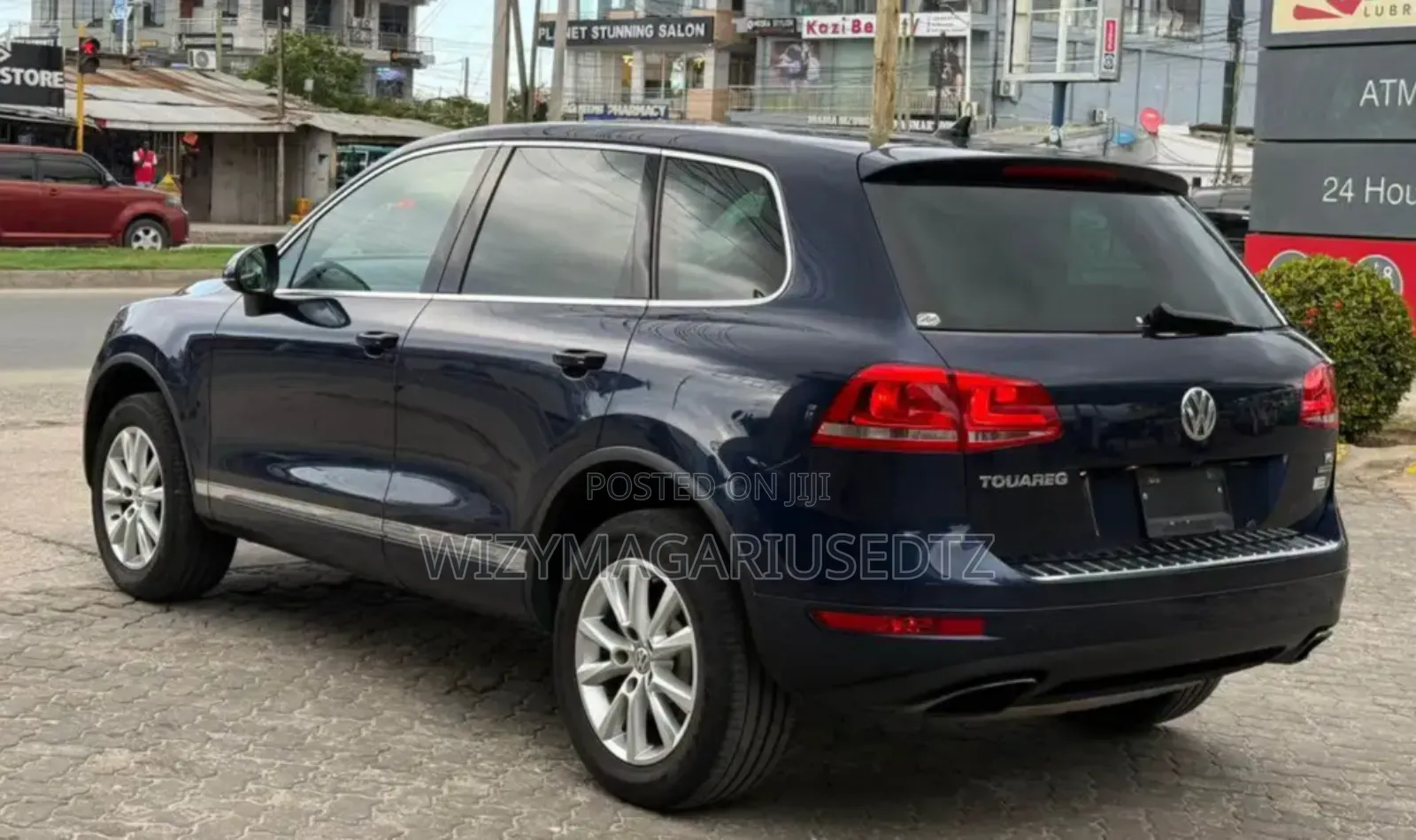 Volkswagen Touareg 2011 Burgundy