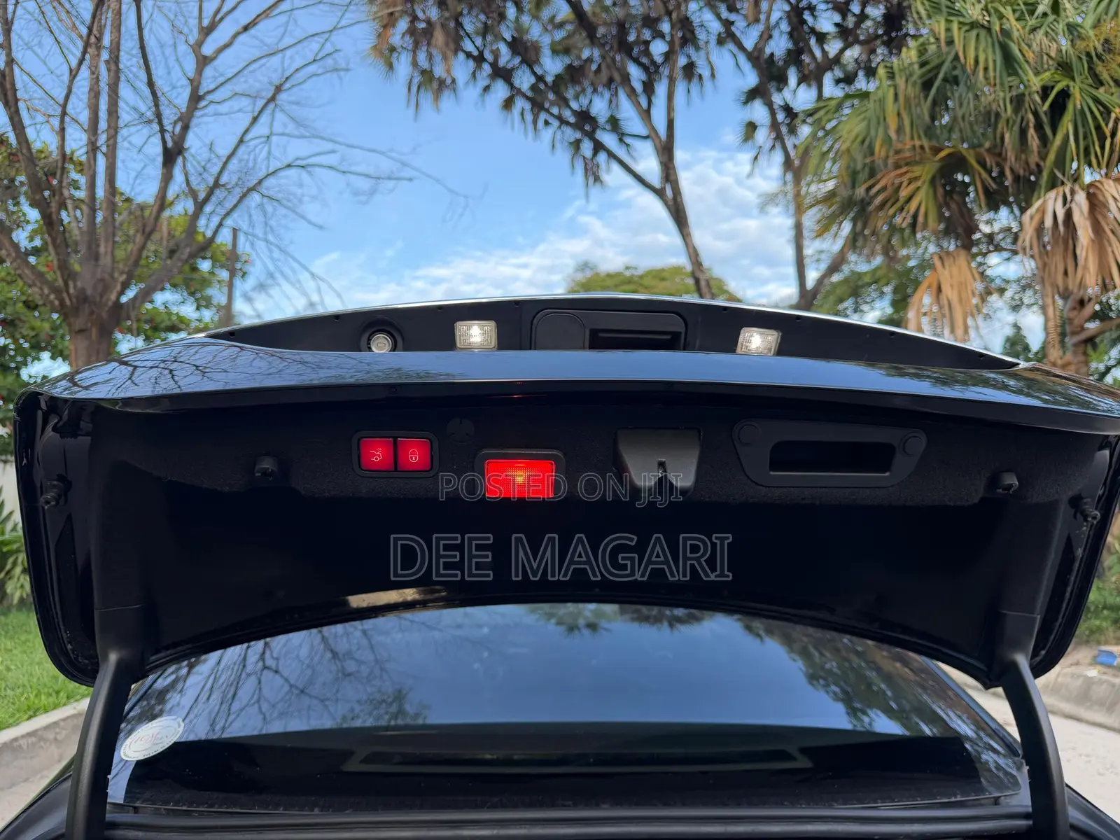 Mercedes-Benz C200 2014 Black