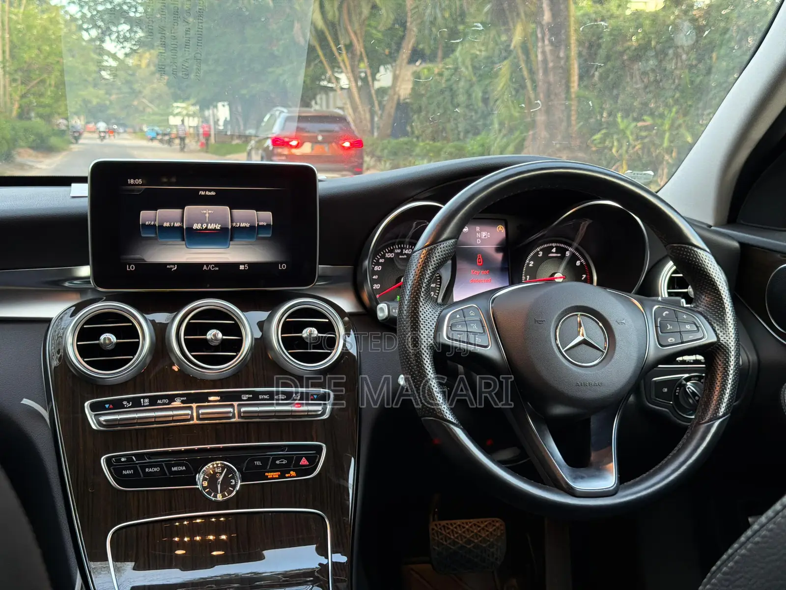 Mercedes-Benz C200 2014 Black