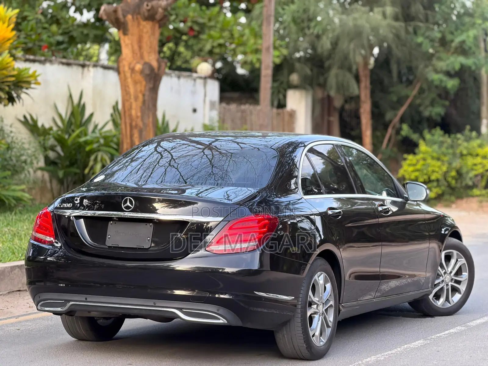 Mercedes-Benz C200 2014 Black