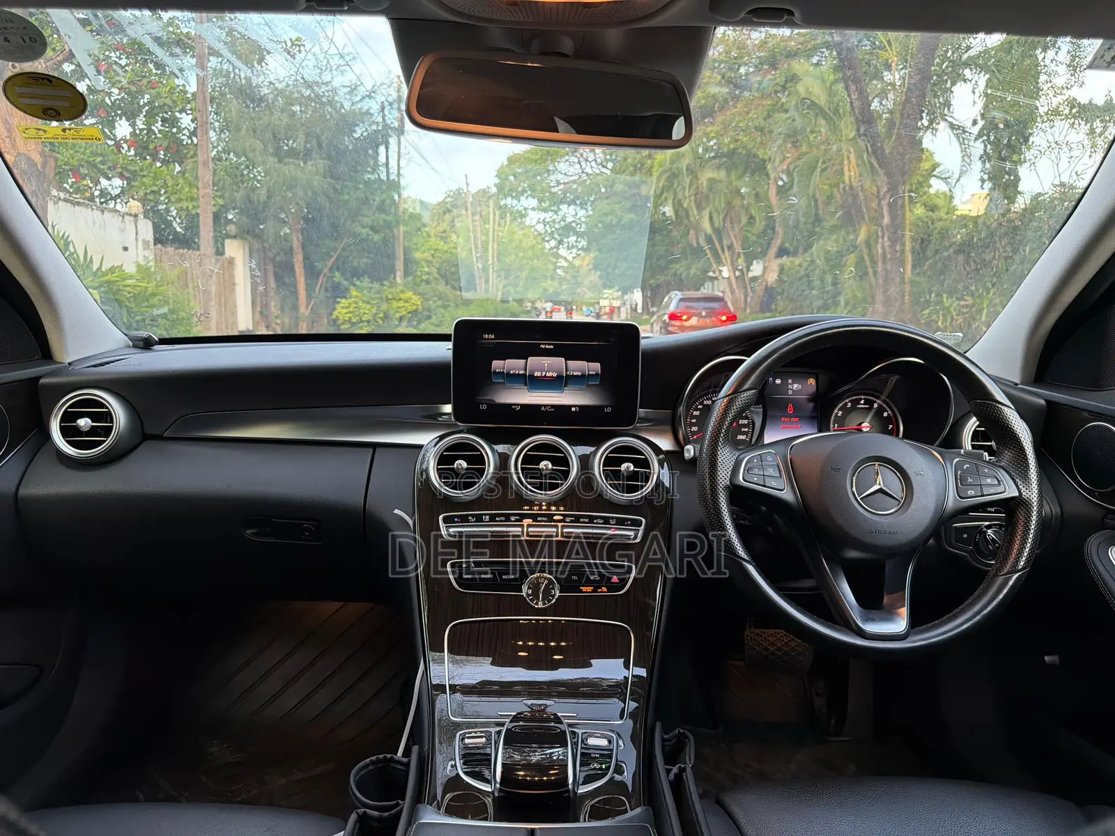 Mercedes-Benz C200 2014 Black