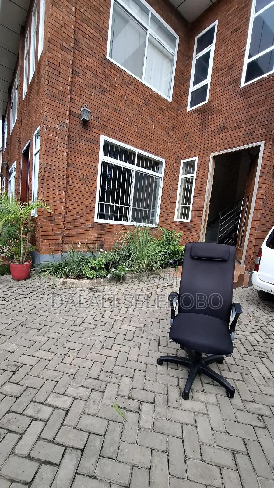 Big Private Office Fullac at Igesa Road