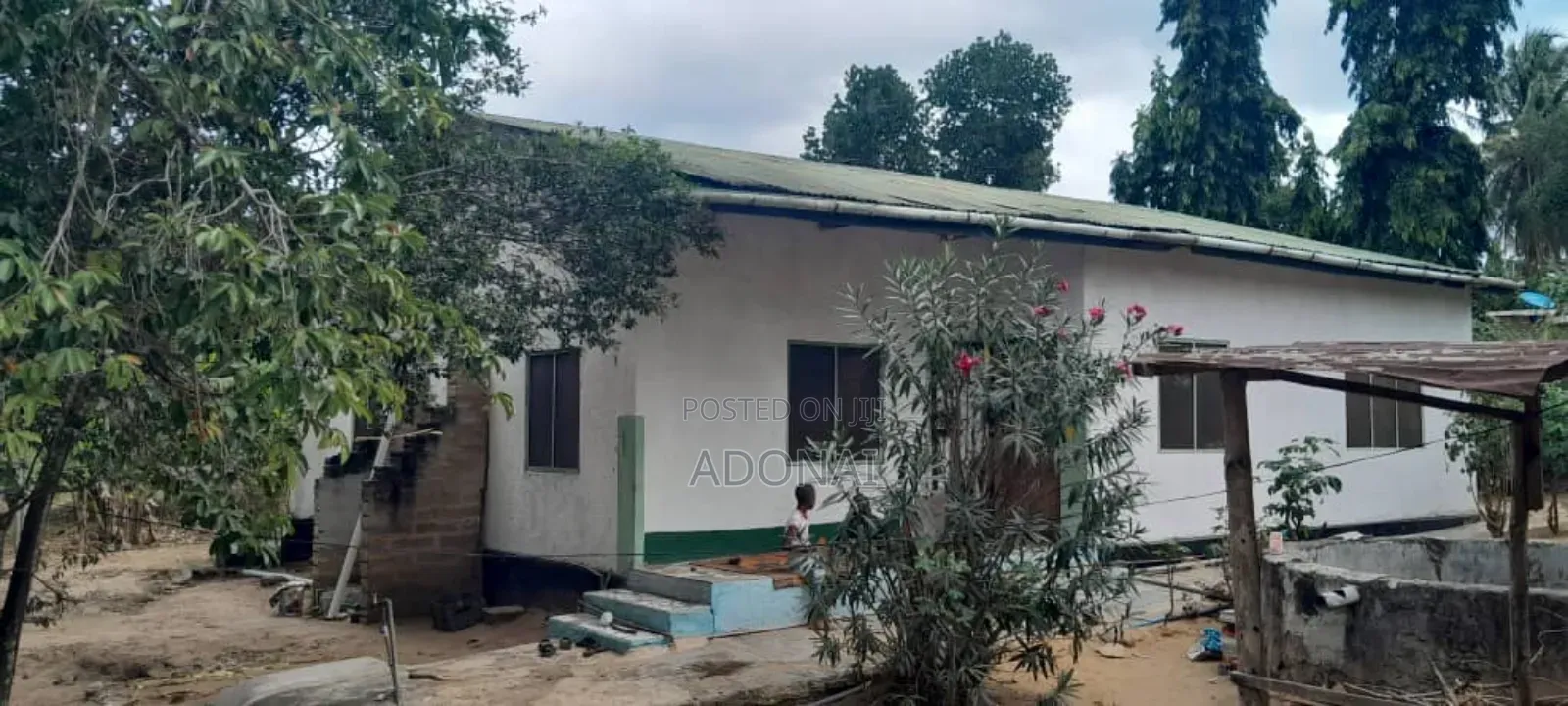 Nyumba Na Eneo Kubwa Kibaha