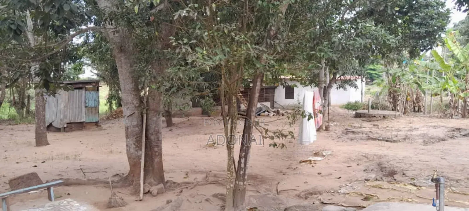 Nyumba Na Eneo Kubwa Kibaha