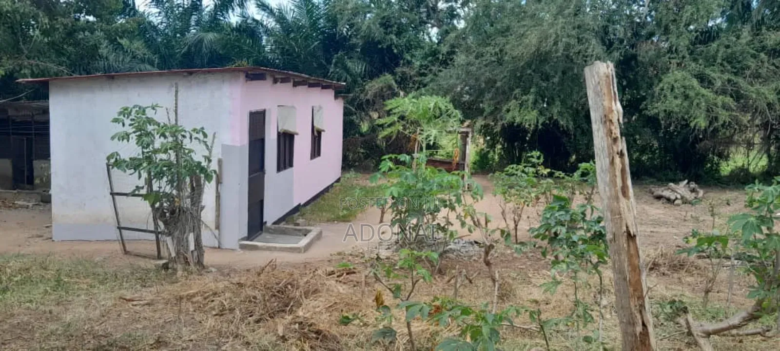 Nyumba Na Eneo Kubwa Kibaha